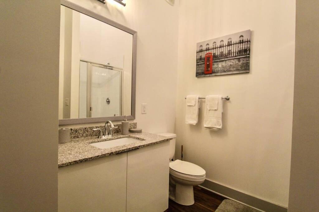 The Beltline Escape 10 Star Location Queen Bed Pkg Атланта Экстерьер фото