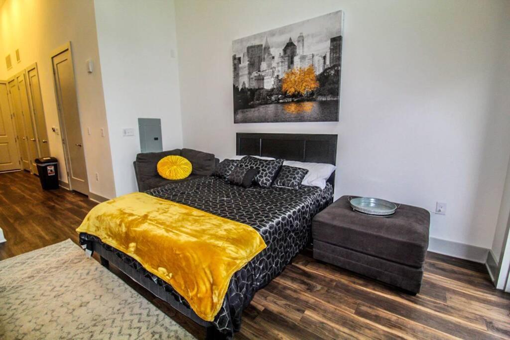 The Beltline Escape 10 Star Location Queen Bed Pkg Атланта Экстерьер фото